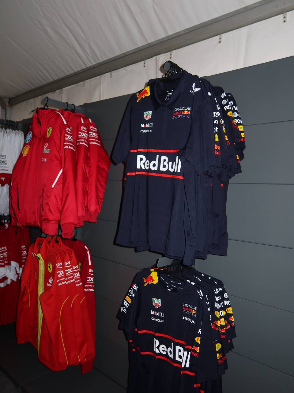 F1 Merch 1